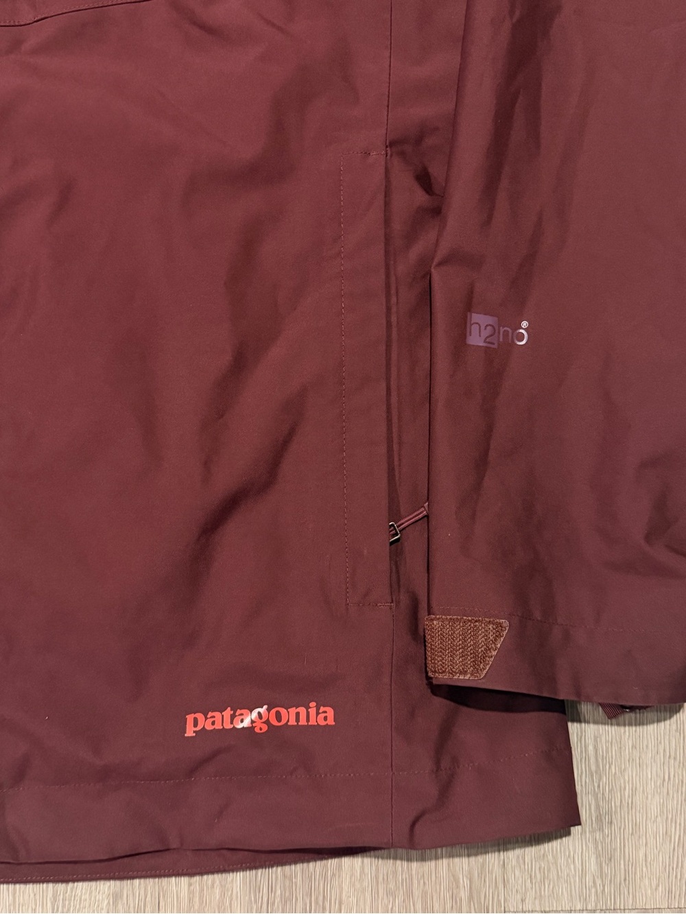 Patagonia Womens H2No RECCO Hooded Snowbelle Jacket Sz Large Red 31680 EUC - Picture 4 of 11